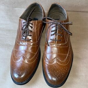 Steve Madden Brown Leather Wingtip Oxfords